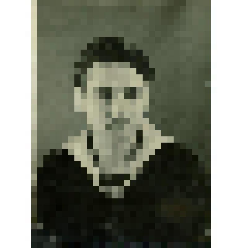 Фотопортрет погрудный. Николаев Леонид Павлович в морской форме