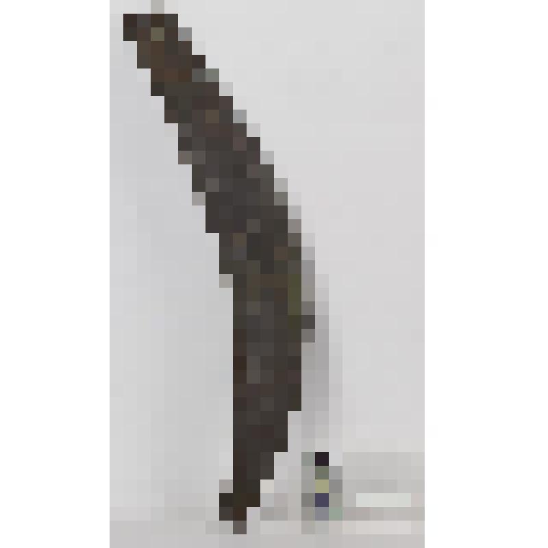 Серп медный с тамгой на краю, из 3-х линий поперечных, соединенных одной продольной