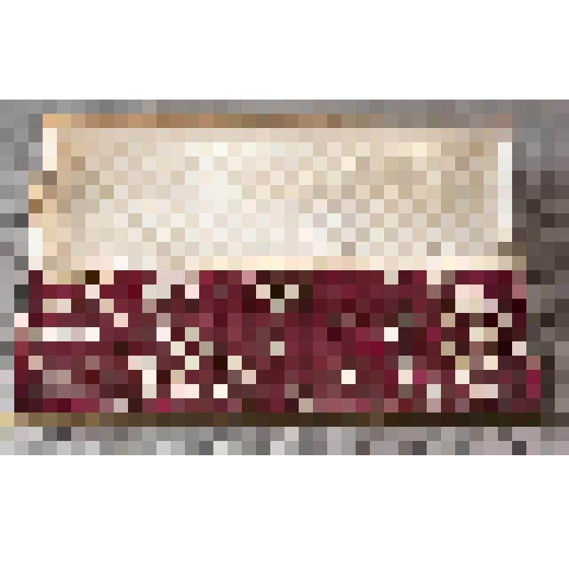 Коробка с костяными бирюльками: кашпо