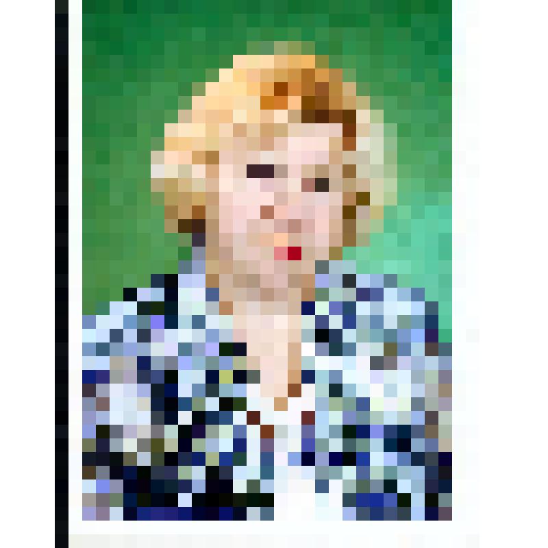 Олексенко Нина Николаевна, председатель совета ветеранов - строителей г.Азова