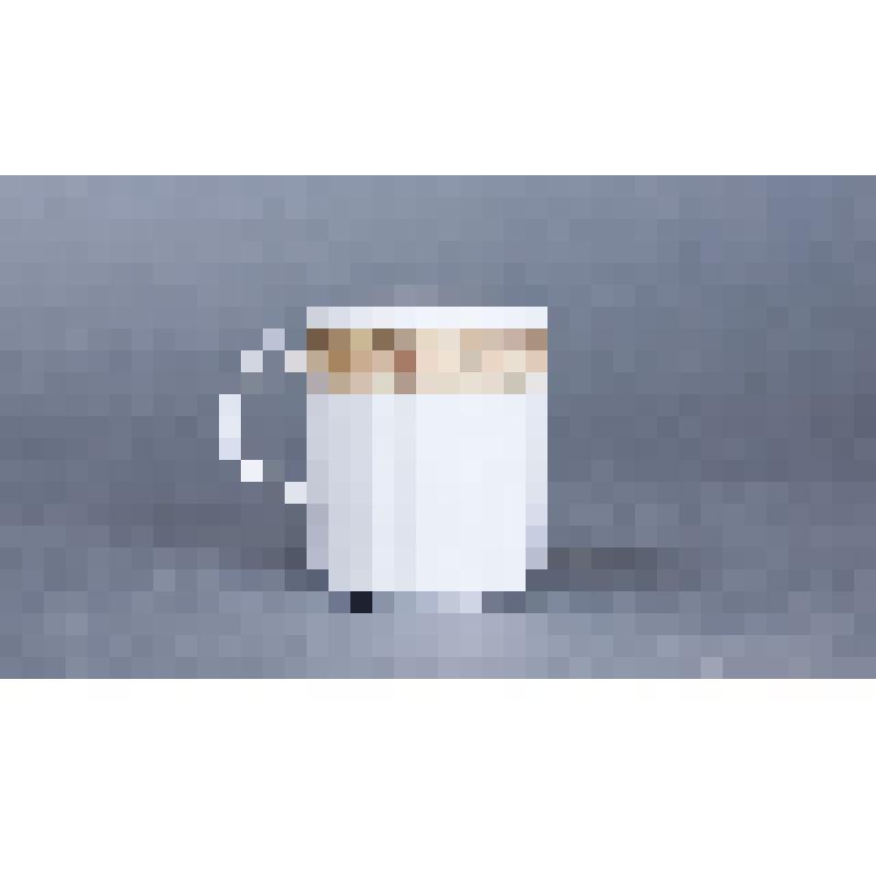 Бокал с золотистым растительным узором по краю Покровского И.А