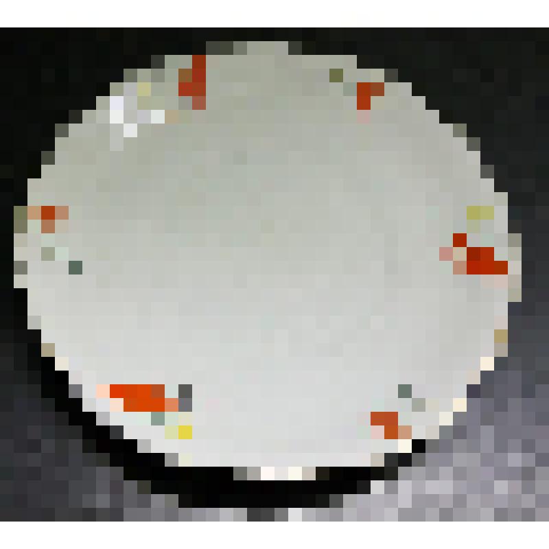 Блюдо столовое с декором в виде стилизованных оранжево-желтых цветов по борту, из коллекции документальных, фотографических и вещевых материалов о Миловидовой Инне Борисовне (1929-2009), кандидате биологических наук, преподавателе биофака Саратовского гос