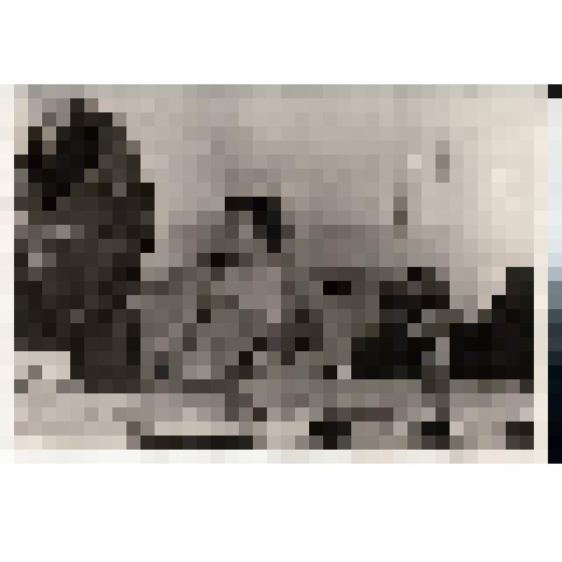 Фк/чб. Гагарин Ю. А. после приземления сидит за столом в кабинете начальника 4 управления НИИ ВВС г-л/л-та Бровко И.К.  Штаб Энгельсской авиабазы. Слева:  А.И. Шибаев 1 сек. ОК КПСС. 12.04.1961