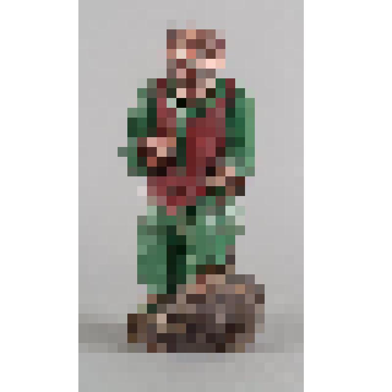 Скульптура служителя