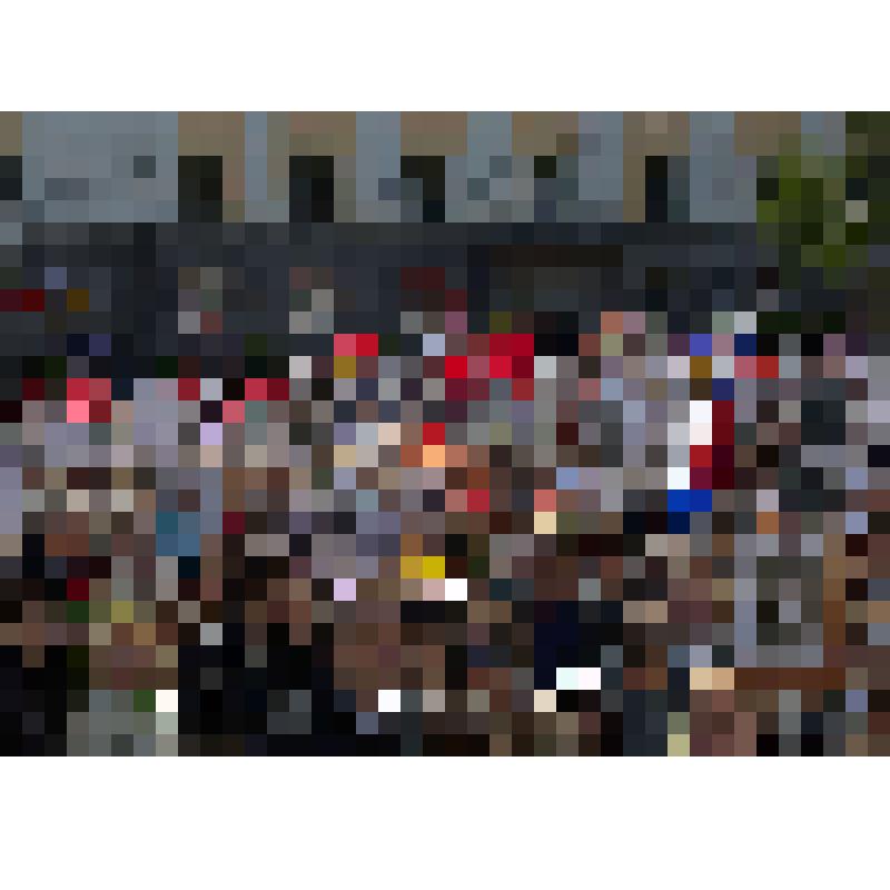 Фотография. День Победы 9 мая 2015 г в г. Ставрополе. Шествие колонны «Бессмертный полк» по проспекту Карла Маркса