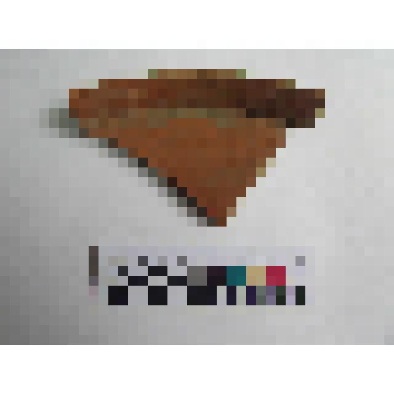 Бортик краснолаковой миски