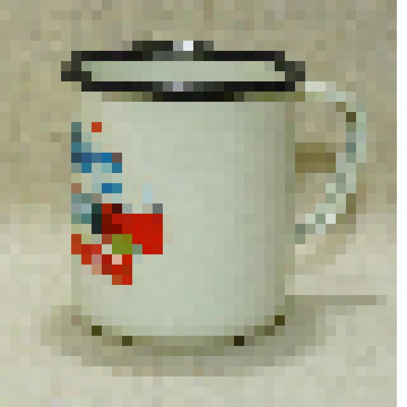 Кружка эмалированная белая с индустриальным рисунком и надписью «25 лет ЧМЗ»