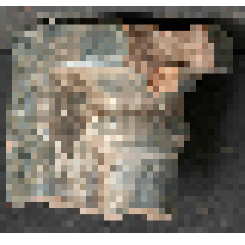 Изразец – полуколонка печной  угловой  рельефный зеленый.Фрагмент: база