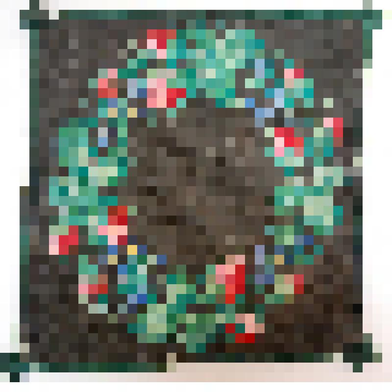 Наволочка с вышивкой цветочного венка