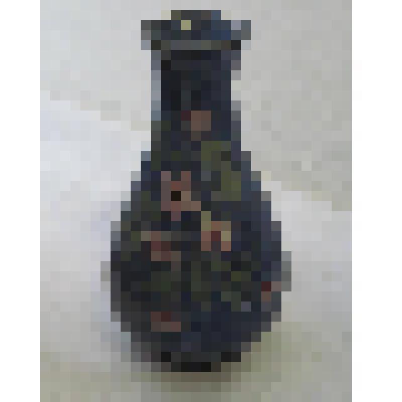 Вазочка с изображением цветов