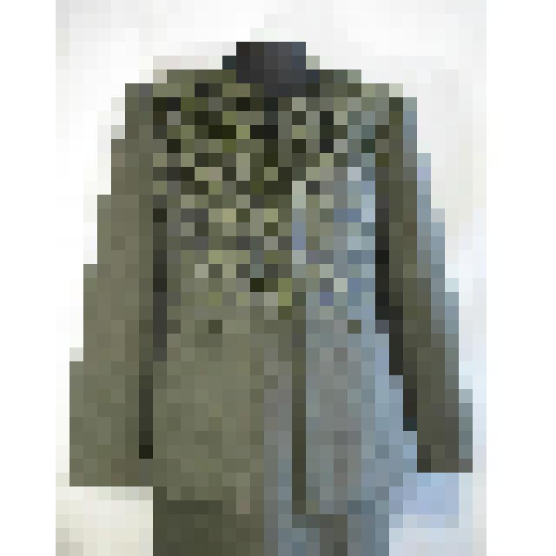 Костюм женский из двух предметов: пиджак