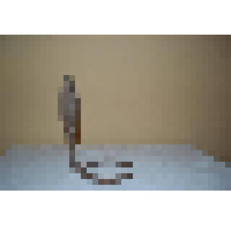 Подставка настенная для керосиновой лампы