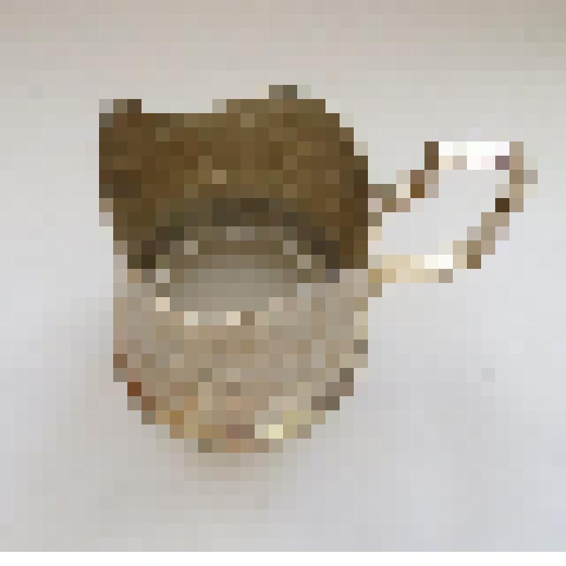 Подстаканник желтого цвета с ручкой