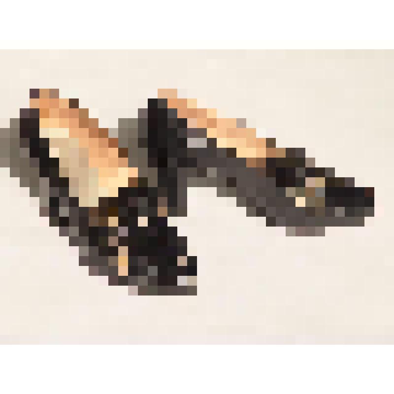 Туфля женская чёрная с бантом, на каблуке (правая)