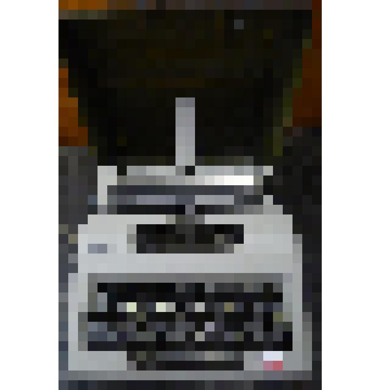 Электромеханическая  пишущая машинка " Ивица-М", 1990 г