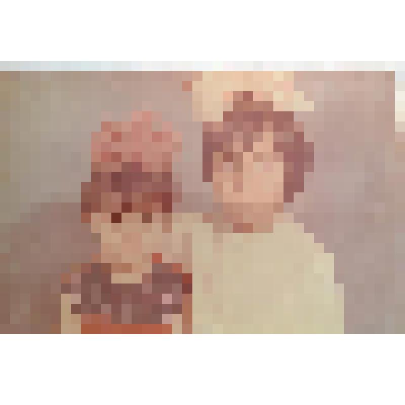 Фотография. Внуки Ахметова Шайсолтана: Зиля и Лена