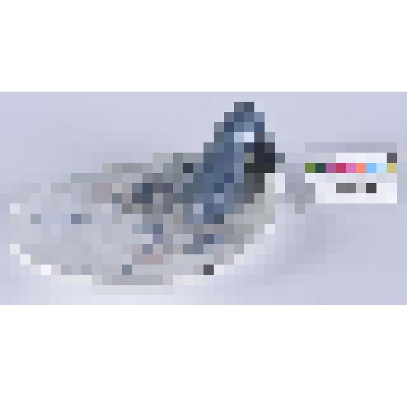 Фарфоровый лоток в форме плоской раковины с ручкой в виде рака