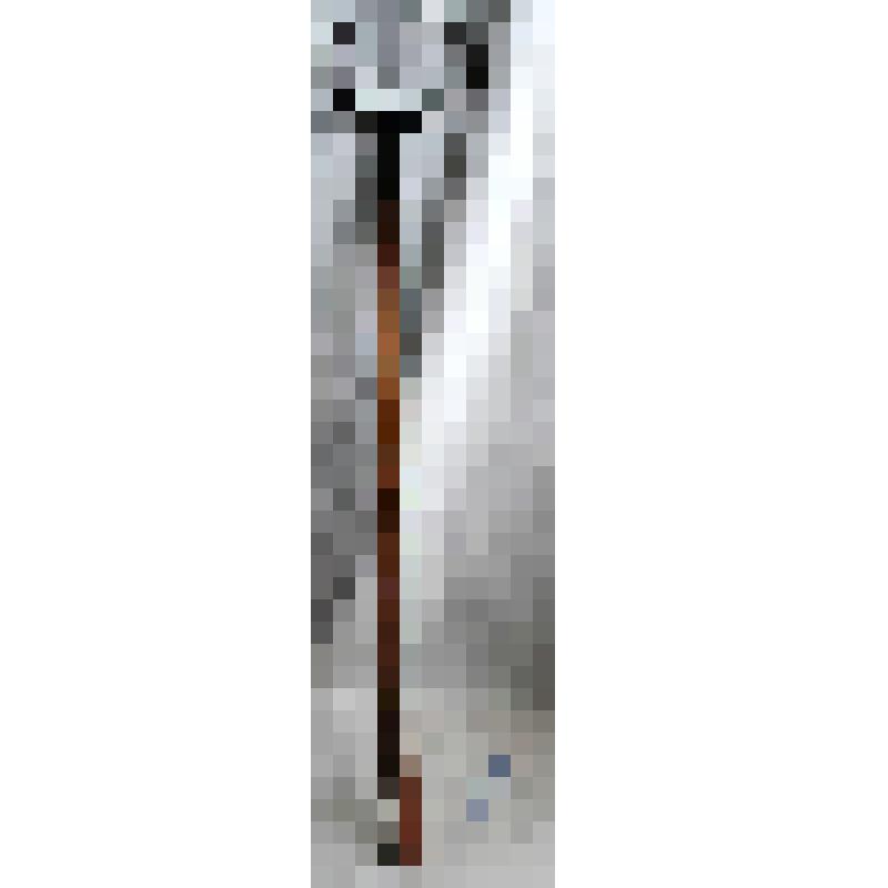 Домашняя хозяйственная утварь из дерева и металла. Ухват из металла с деревянной ручкой