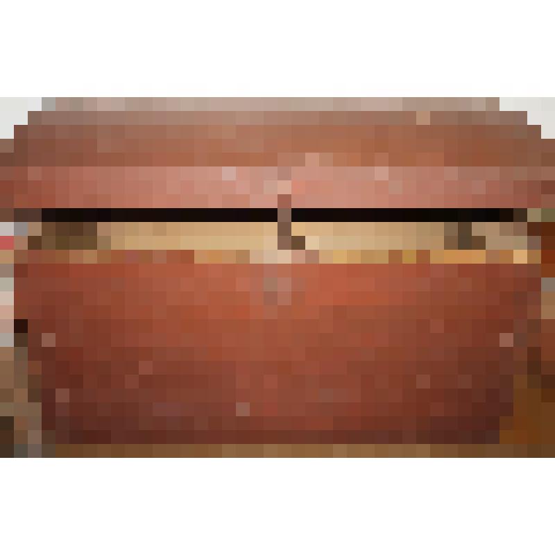 Сундук деревянный