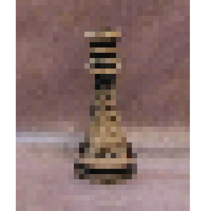 Предмет быта. Шахматы, фигура ферзь черного цвета (Голубева Я.Г.). Из комплекта: Шахматы фигуры, изготовленные из рогов лося