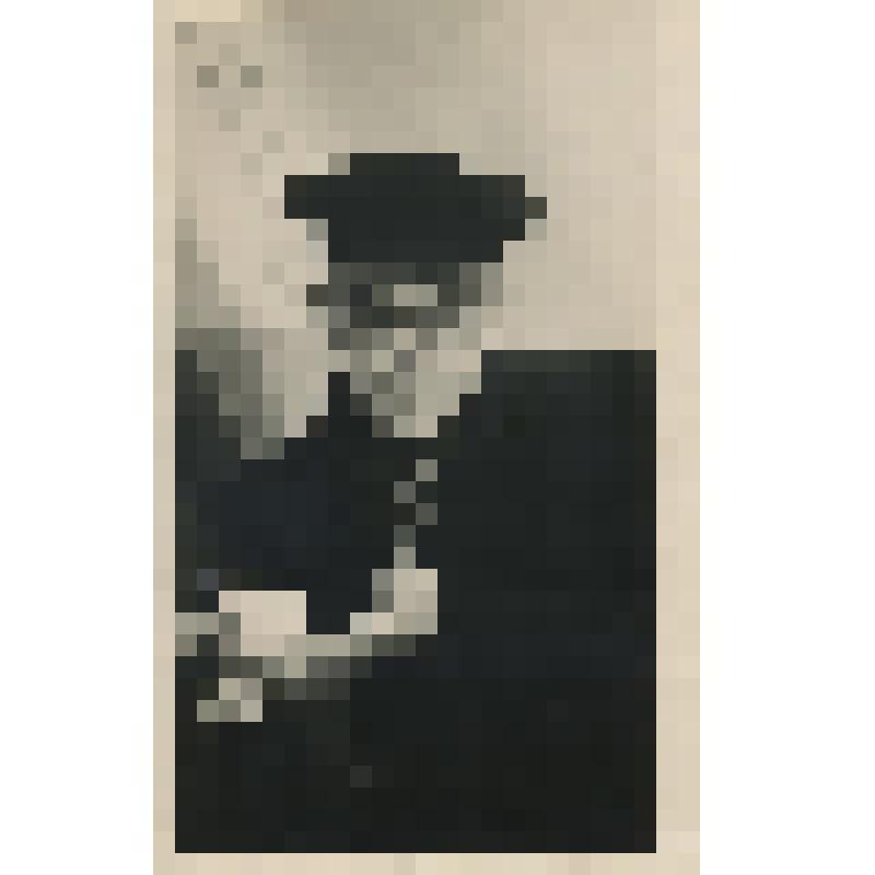 Фотография. «Первый птичник области - король информации В. Нуждов», так назвал этот снимок автор - Николай Николаевич Павлов