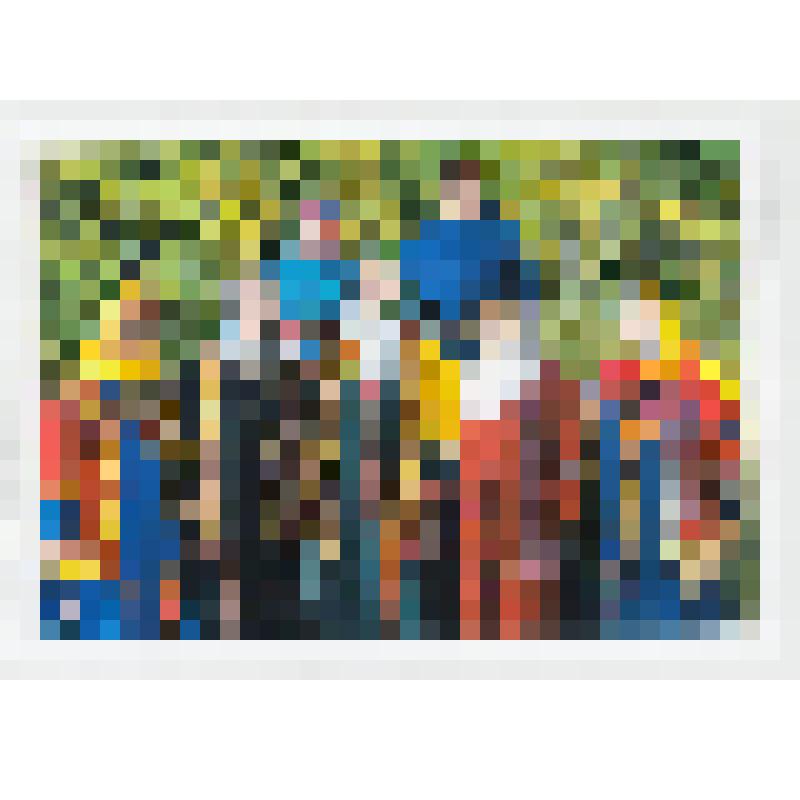 Фотография цветная «Фестиваль «Ван рутат» (Близкие родственники) в парке-музее «Живун» фото на память»