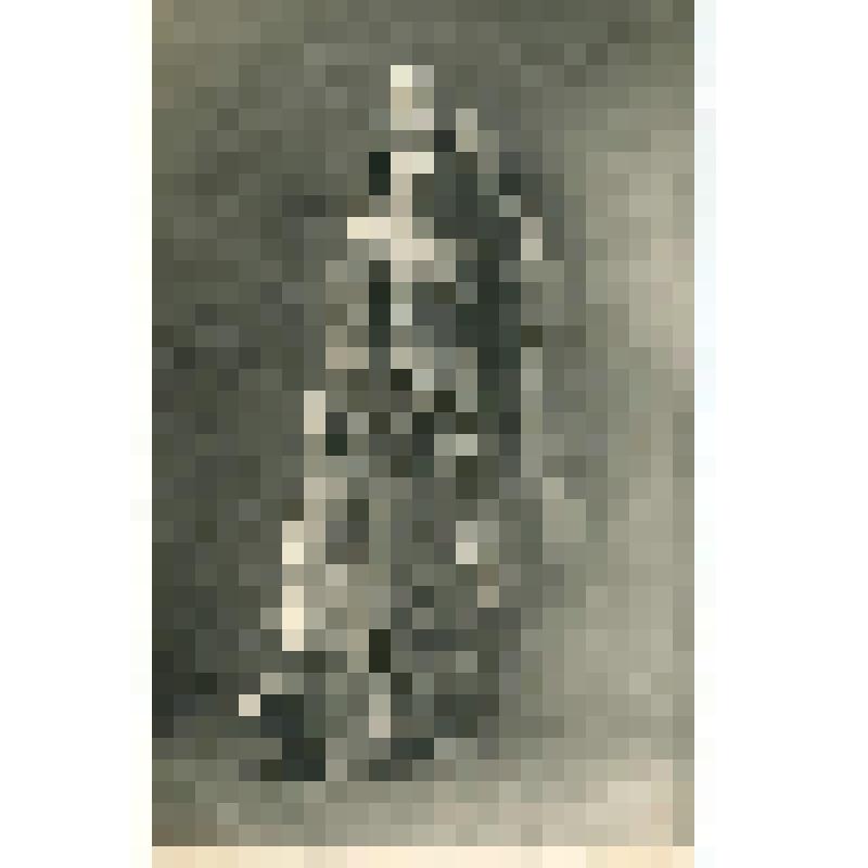 Фотооткрытка. Балашова А. исполняет танцевальный номер. "Демон"