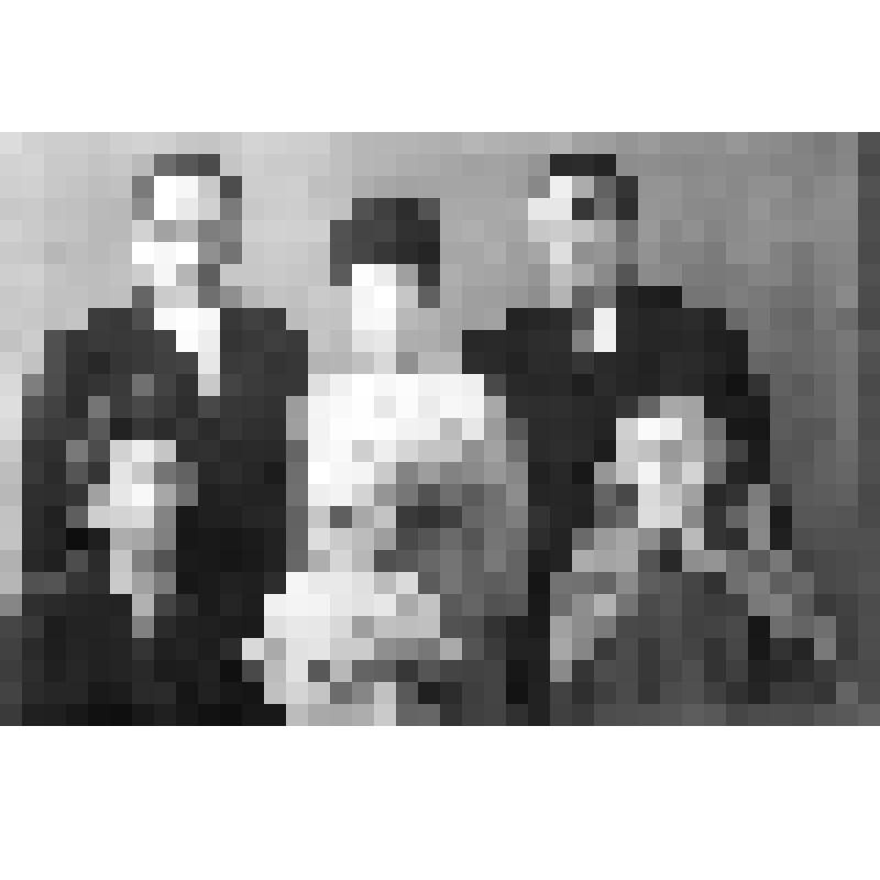 Фотография писатель Вакиф Нуруллин с семьёй. Изображено 6 человек. Фотография черно-белая