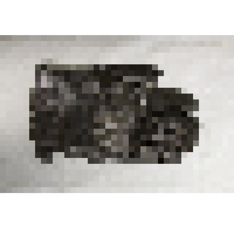 Перчатка мужская тёмно-коричневого цвета на меху, с ремешком регулировки объема запястья