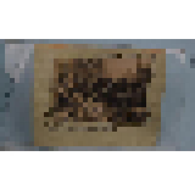 Фотография черно-белая. Работа по кладке фундамента под пьедестал памятника В.И.Ленину во дворе фабрики "Пролетарка". Тверь