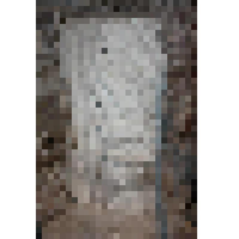 Церковь Успения на Покровке. Ул. Покровка. 1696-1699 гг. Снесена в 1936 г. Фрагмент колонки витой. Церковь Успения на Покровке (?). Москва. Потапов Парфён. Белый камень