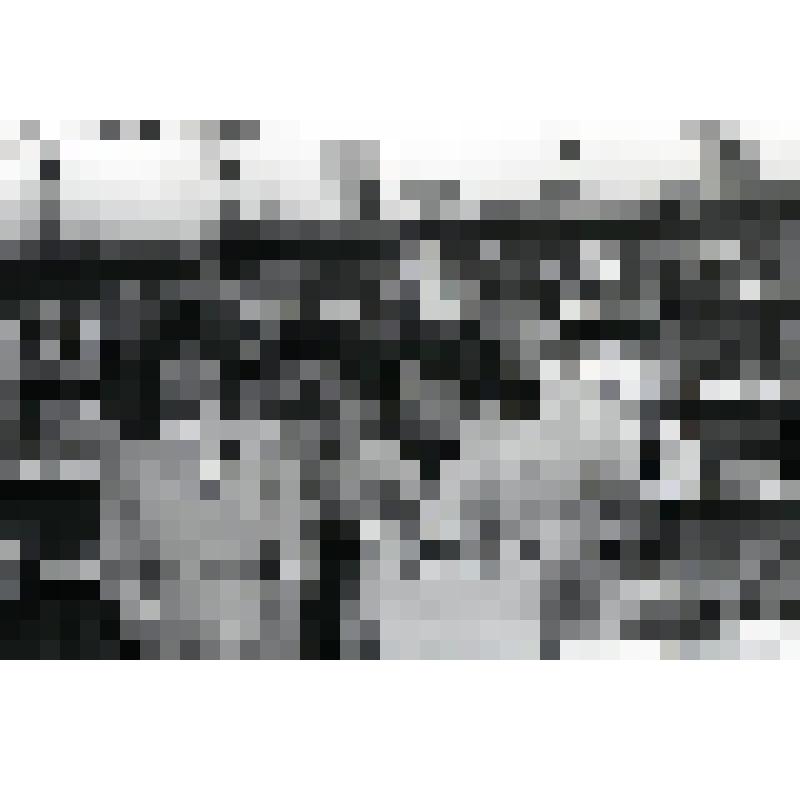 М.П.Колесников "КМК магазина №32 "Сувениры". г.Ставрополь, 17.11.1987 г. Фотопленка: 1 фрагмент, 4 негатива (комсомольско-молодежный коллектив: четыре девушки стоят за прилавком магазина) в конверте