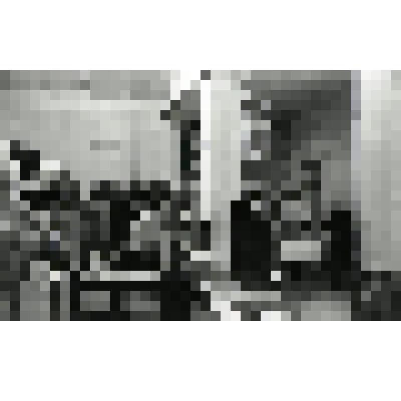 М.П.Колесников. "Магазин "Пекин" г.Ставрополь, 01.03.1993 г.? Фотопленка: 9 фрагментов, 36 негативов (строительство магазина, рабочие-строители, вид стройки с улицы; установка прилавков, торговля в отделах, продавцы, покупатели) в конверте