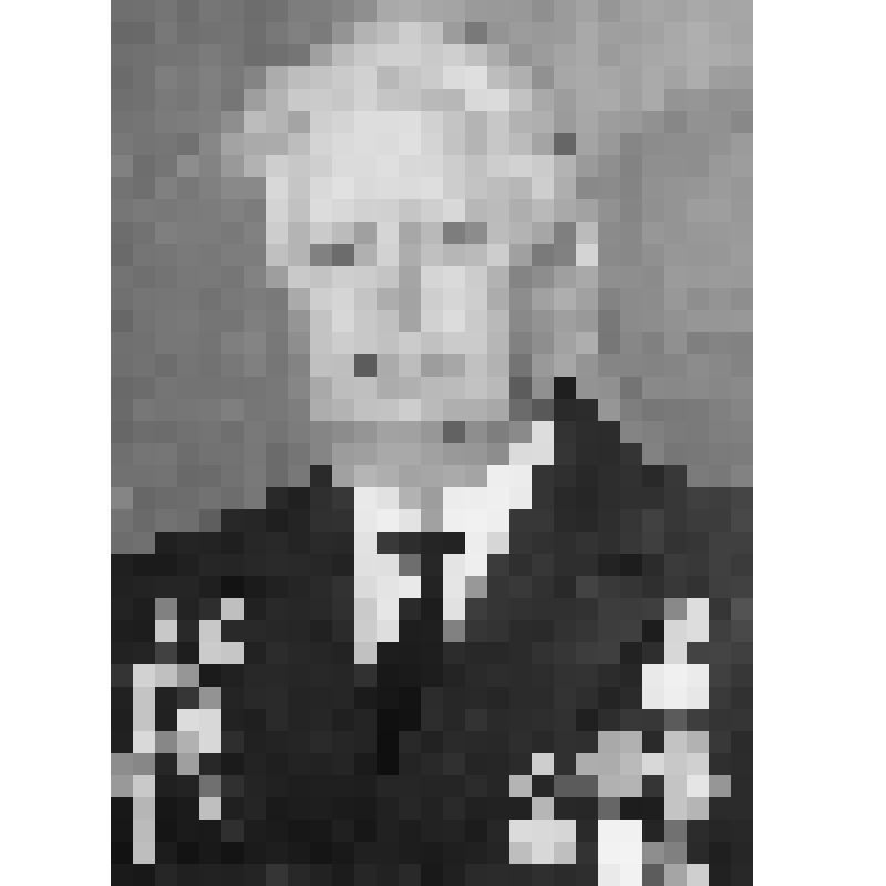 Фотография. Кудрявцев Михаил Петрович. 417 СД.    На фото мужчина пожилого возраста одет в тёмный пиджак светлую рубашку и тёмный галстук на груди медали