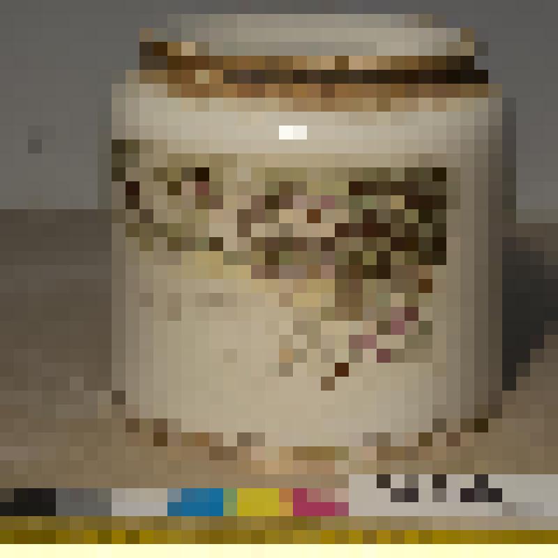 Кашпо для цветов фаянсовое белого цвета, с изображением пейзажа и букетов цветов