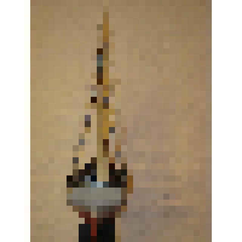 Модель. Шхуна на подставке