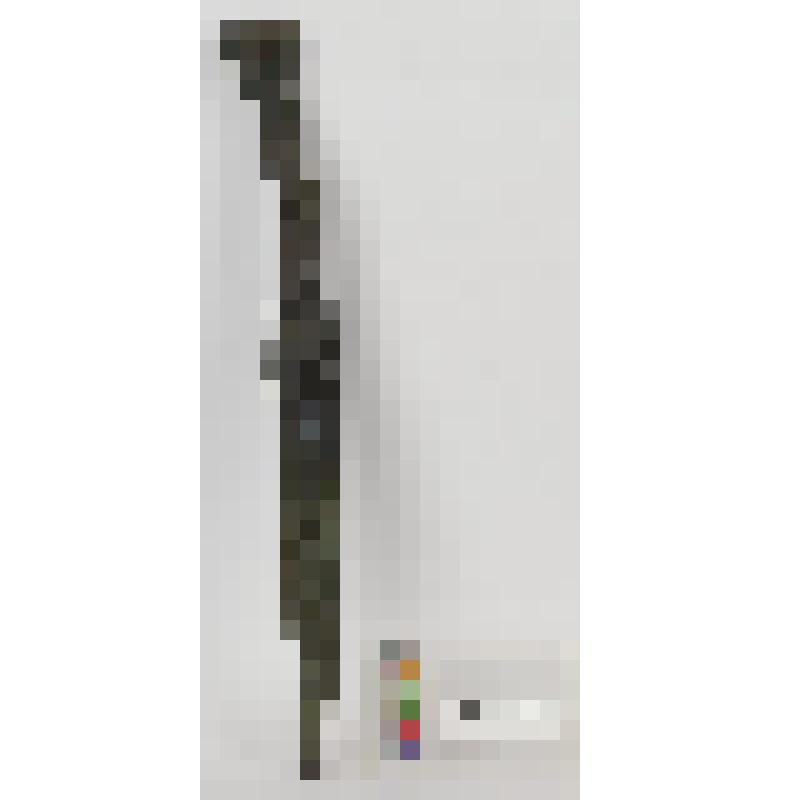 Нож медный с фигуркой животного и рукояткой с бороздкой по краю с головкой грифона внизу