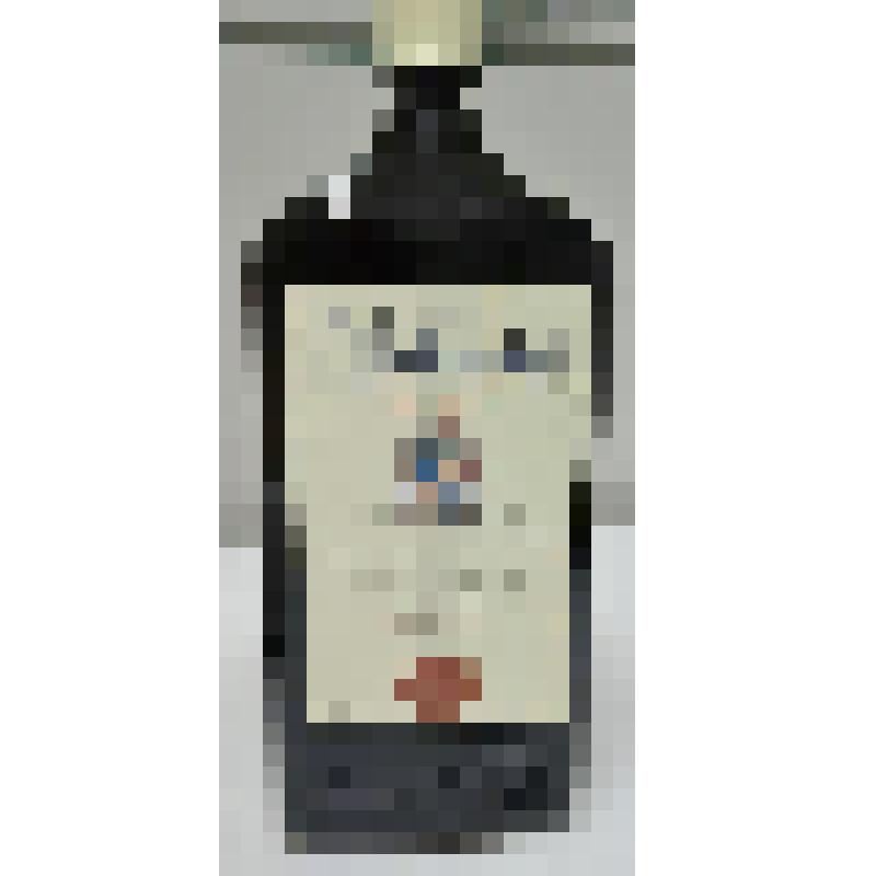 Бутыль из чёрного стекла, на этикетке надписи на иностранном языке " Ballantines Finest Blended Scotch Whisky", ёмкость 4,5 литров