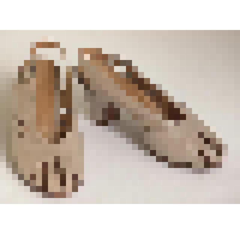 Туфля дамская летняя бежевая (правая)