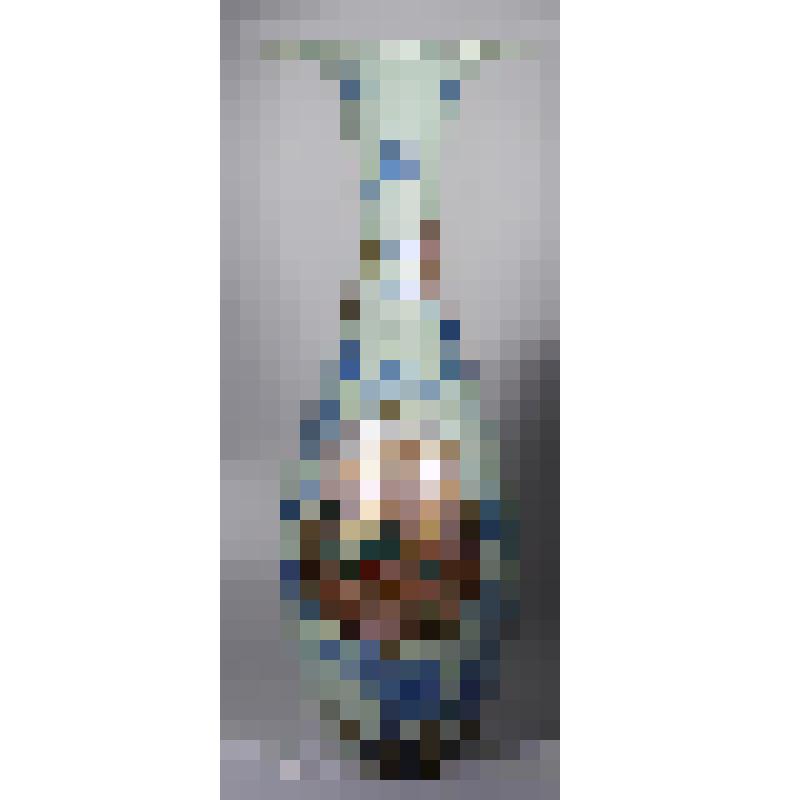 Ваза светло-зеленого крытья с росписью в японском стиле с изображением рыб и птиц в резервах