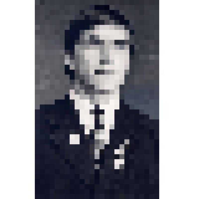 Фото. Асянов Риф - один из лучших механизаторов колхоза им. Жданова Кармаскалинского района