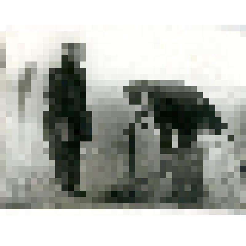 Фотография. Чистка проруби сетевой установки по р. Алдан