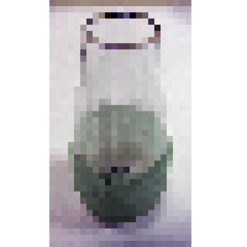 Ваза декоративная, из коллекции бытовых предметов семьи Соломоновой Любови Яковлевны, зам.директора СОМК по развитию музея