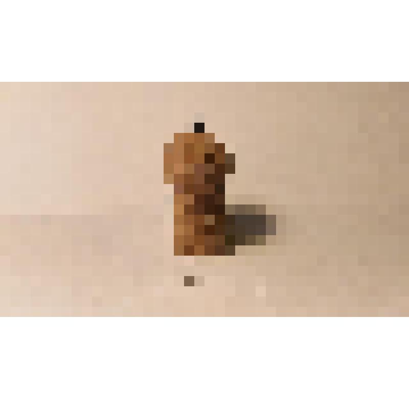 Шахматная фигура—король белый