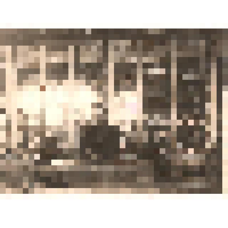 Фотография.  В магазине Аркадакского ОРСа. Изображение витрин, продавца за прилавком