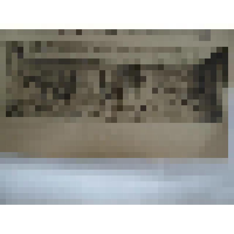 Павловский дворец. 1782-1799 гг. Ленинградская область. Г.Павловск. Павловский дворец, 1782-1799 гг. Камерон Чарльз; Бренна Винченцо. Интерьер. Мебель. Фрагмент дивана с резной спинкой и художественной вышивкой