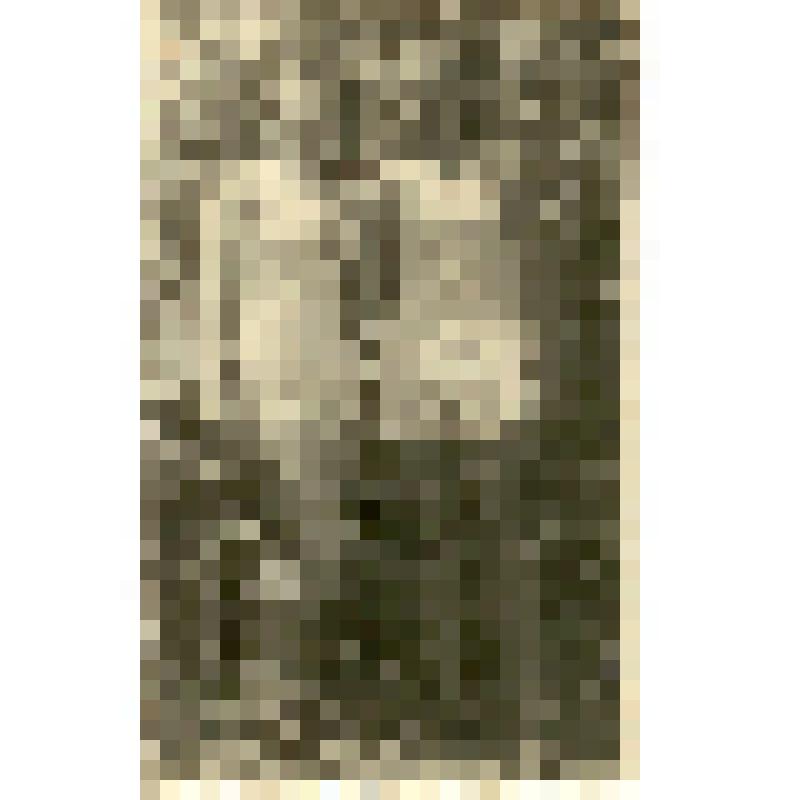 Фотография. Быкова Клара (слева) и Симонова Раиса, студентки Саратовского областного техникума физической культуры, после городских соревнований по волейболу