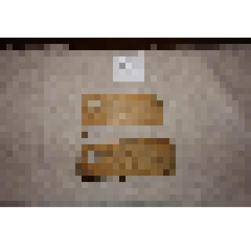 Палица - дощечка, при помощи которой делают одинаковые ячеи при вязании сети