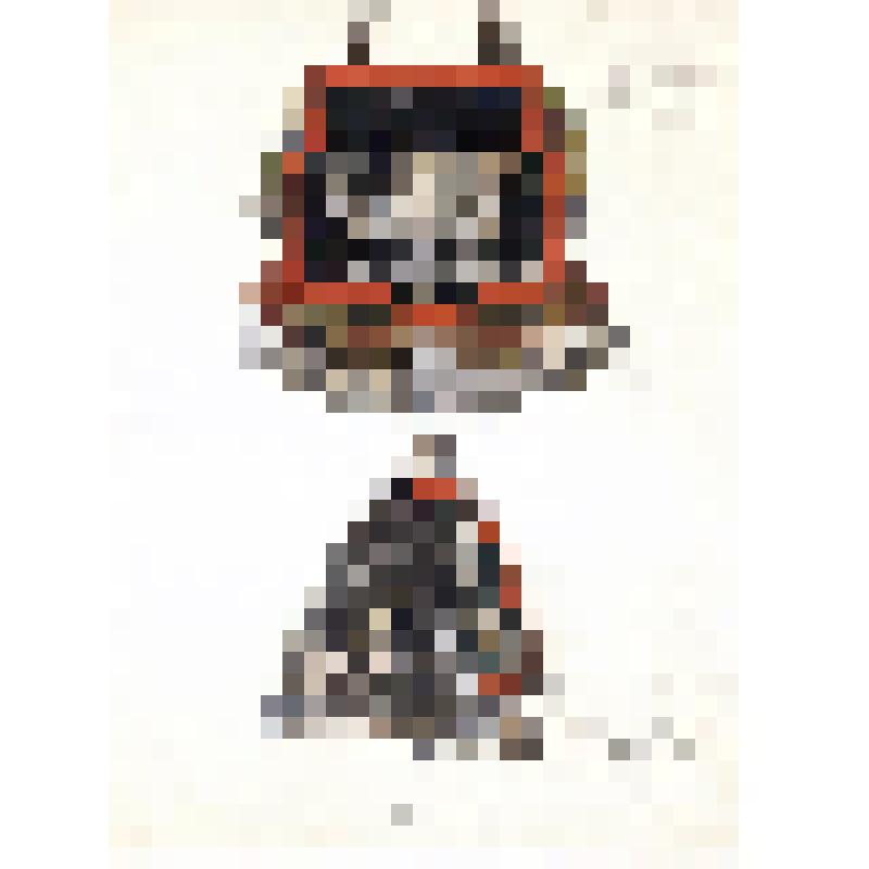 Зарисовка сумочки для зажигалки и двух мешочков для ключей. Из альбома "Модели одежды и дополнения к ним в характере народного искусства из оленьих шкур, камуса и замши"