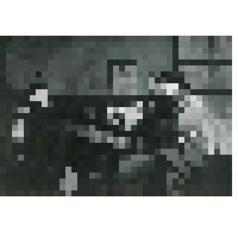 Фотография. Краснопольский А. в роли Баумана. "Грач - птица весенняя" (Пост. Майоров С., Бортко В. , Худ. Виноградов М.). Москва, Московский драматический театр